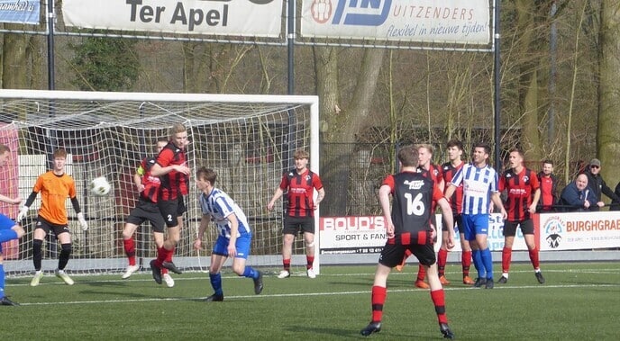 USV stevig onderuit in Ter Apel - Foto: Ingezonden foto