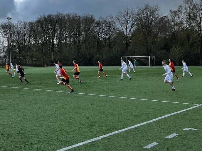 SV Dalfsen pakt punt van FC Winterswijk in enerverend duel - Foto: Ingezonden foto
