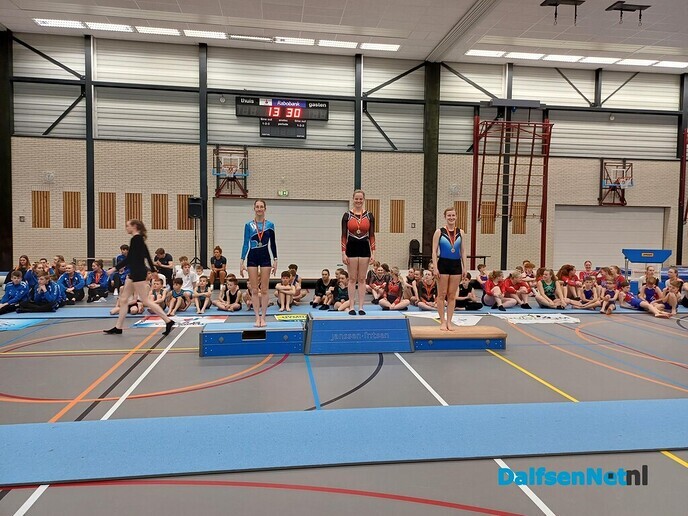 Turnsters gym vereniging Nieuwleusen  op het podium - Foto: Ingezonden foto