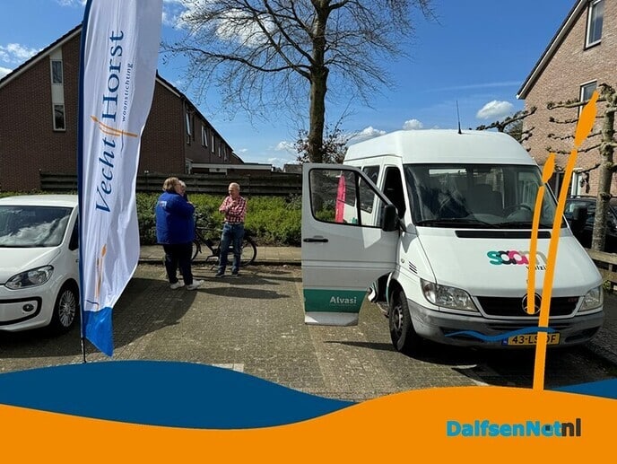 Vechthorst en Saam, staan woensdag aan de Plaatskamp - Foto: Ingezonden foto