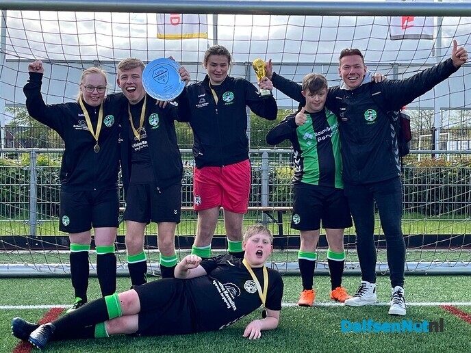 Team Puur Wint G-Voetbaltoernooi in Ommen - Foto: Ingezonden foto