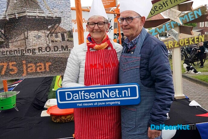 Foto’s met bordje Dalfsennet (deel 1) - Foto: Paul Scholten