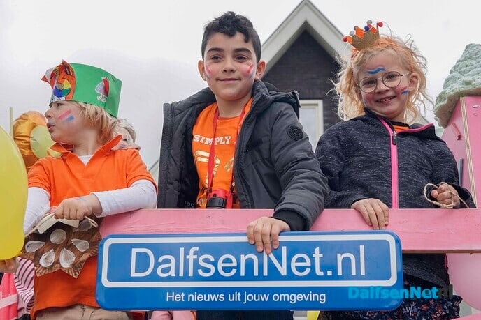 Foto’s met bordje Dalfsennet (deel 1) - Foto: Paul Scholten