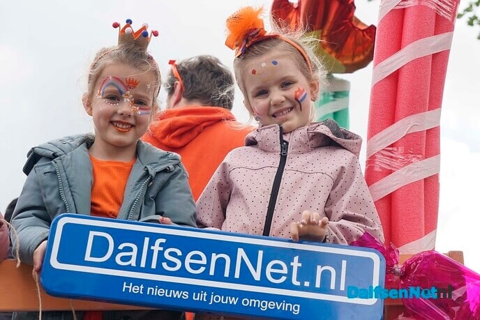 Foto’s met bordje Dalfsennet (deel 1) - Foto: Paul Scholten
