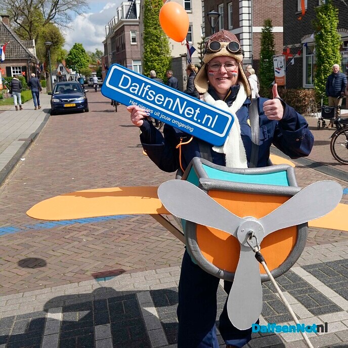 Foto’s met bordje Dalfsennet (deel 2) - Foto: Paul Scholten