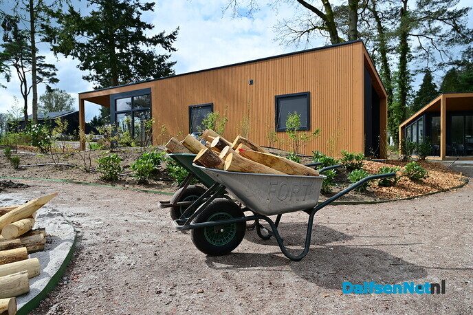 De laatste fase voor de opening Lodgepark ´t Vechtdal - Foto: Johan Bokma