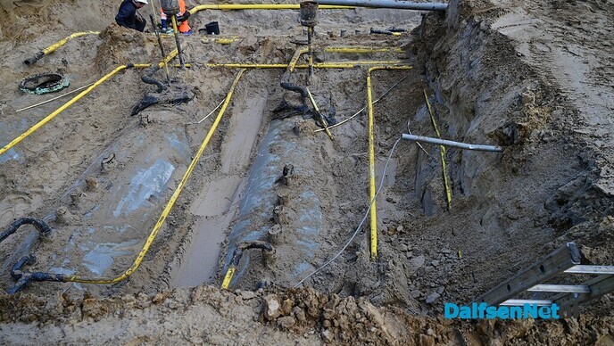 Tankstation ontmanteld bij Autobedrijf Lindeboom - Foto: Johan Bokma