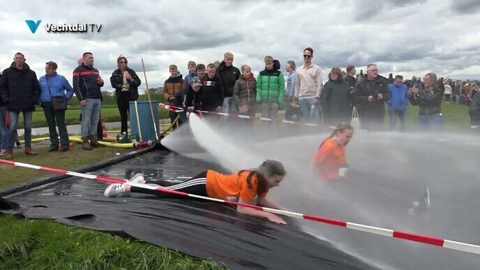 Vechtdal TV met een mooi overzicht Oranje Feest Dalfsen
