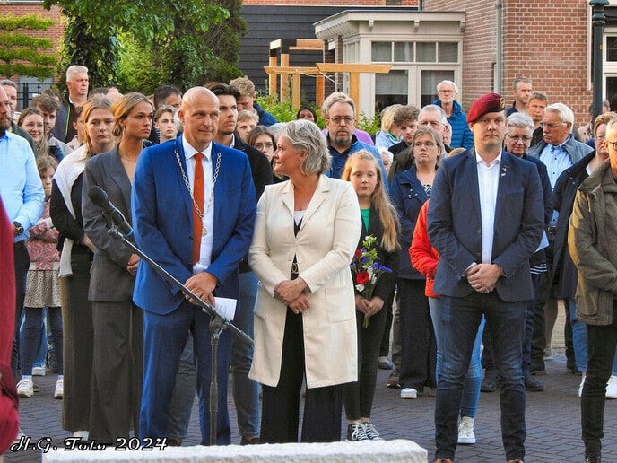 Herdenking 4 mei Nieuwleusen (foto)