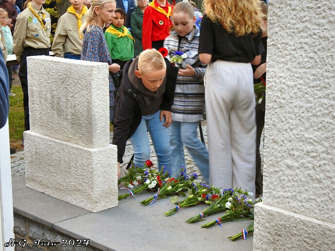 Herdenking 4 mei Nieuwleusen (foto)