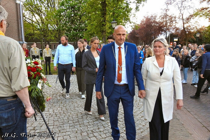 Herdenking 4 mei Nieuwleusen (foto)