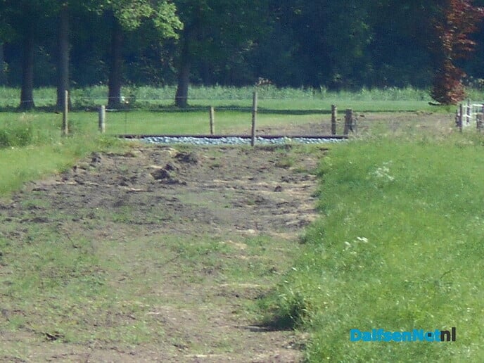 Restanten van wat ooit een overweg was