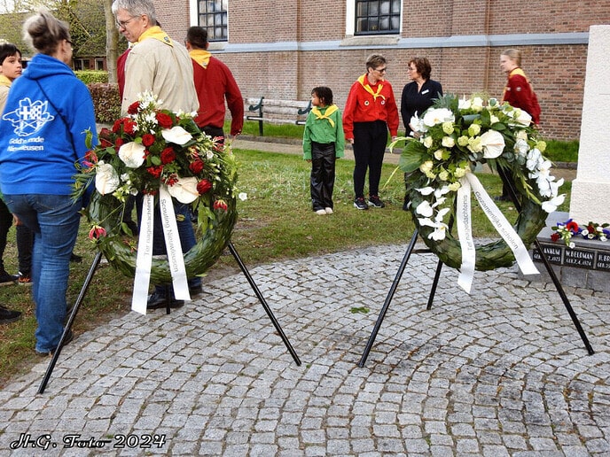 Herdenking 4 mei Nieuwleusen (foto)