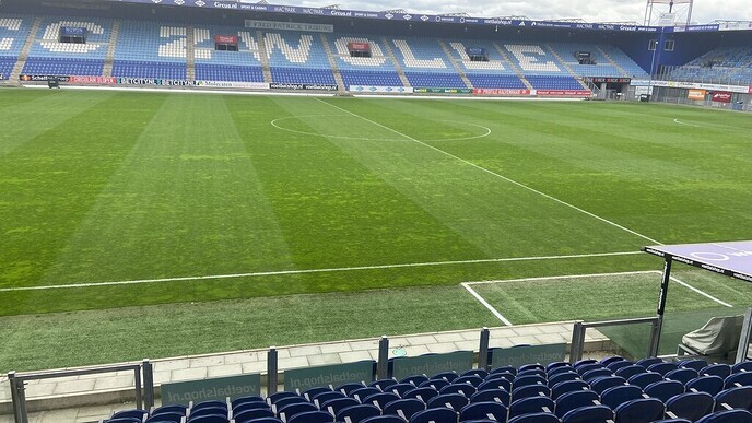 Damesvoetbal - Foto: Gruune Jopie