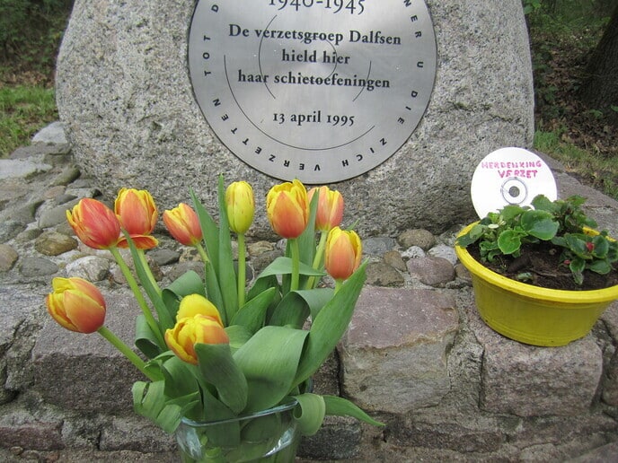 Verzetsmonument hoek Dalmsholterweg / Schaapskooiweg - Foto: Ingezonden foto