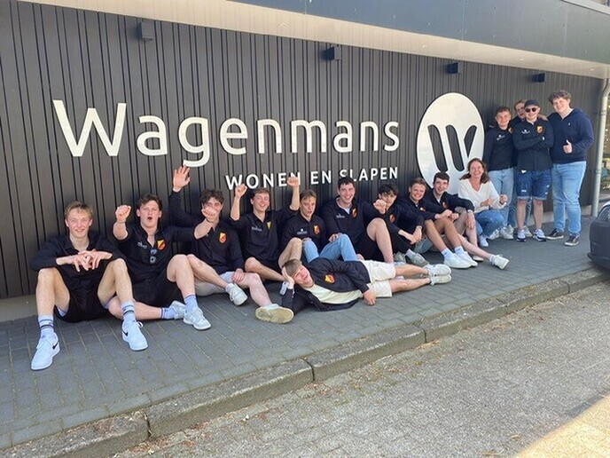 Wagenmans Wonen inspireert SV Dalfsen 6 - Foto: Ingezonden foto