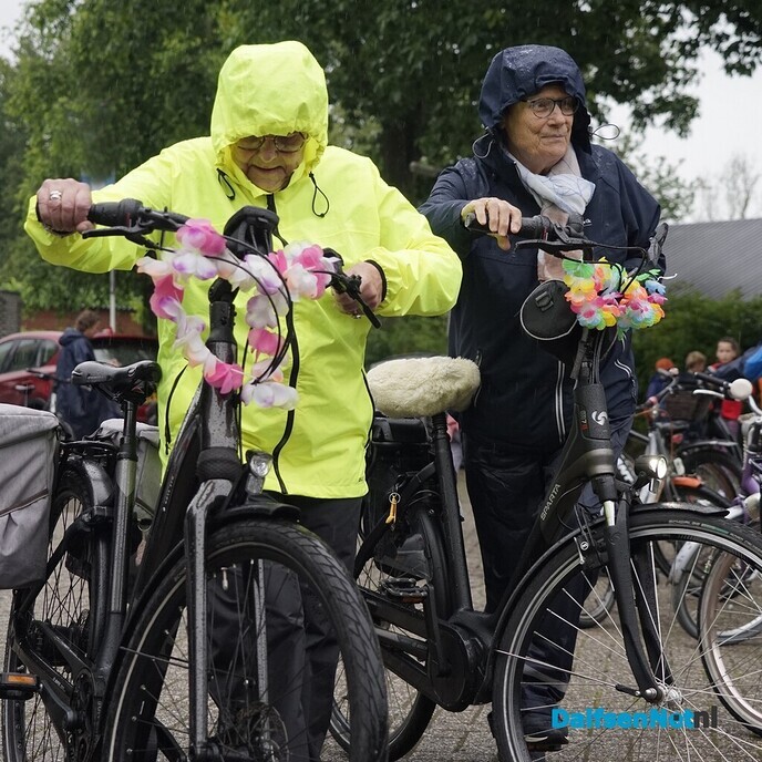 Dalfser fietsdriedaagse 2024 (dag2) - Foto: Paul Scholten