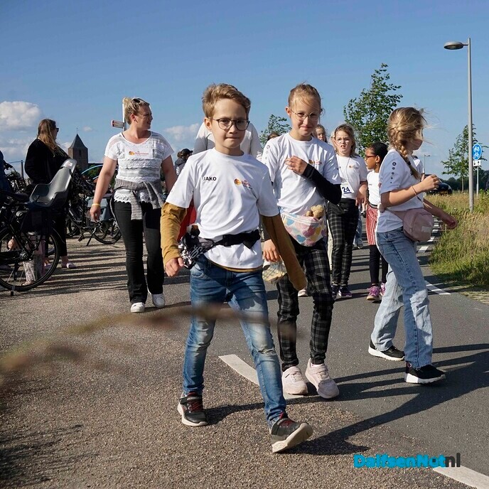 Wandeldriedaagse Dalfsen 2024 (dag 1) - Foto: Paul Scholten