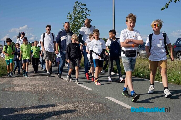 Wandeldriedaagse Dalfsen 2024 (dag 1) - Foto: Paul Scholten