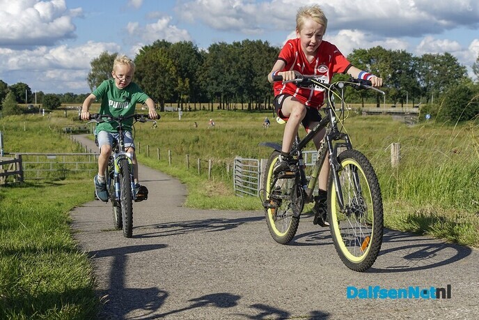 Fietsdriedaagse Dalfsen 2024 (dag 3) - Foto: Paul Scholten
