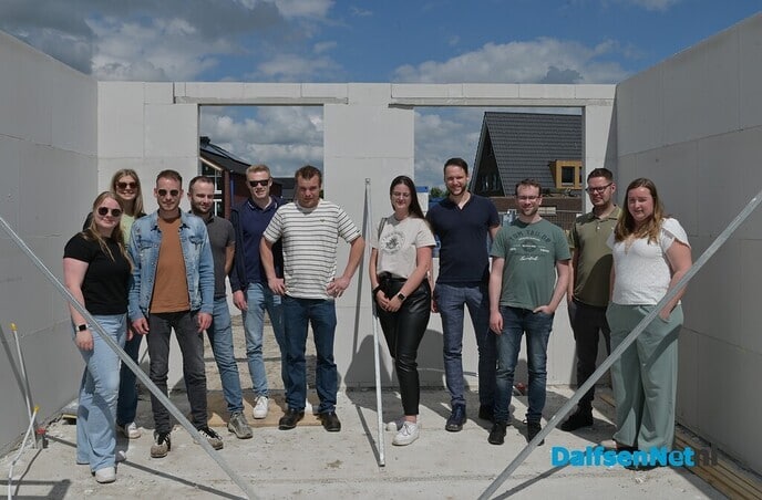 In Nieuwleusen is in een CPO verband gestart met de bouw van de tien starterswoningen - Foto: Johan Bokma