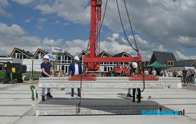 In Nieuwleusen is in een CPO verband gestart met de bouw van de tien starterswoningen - Foto: Johan Bokma
