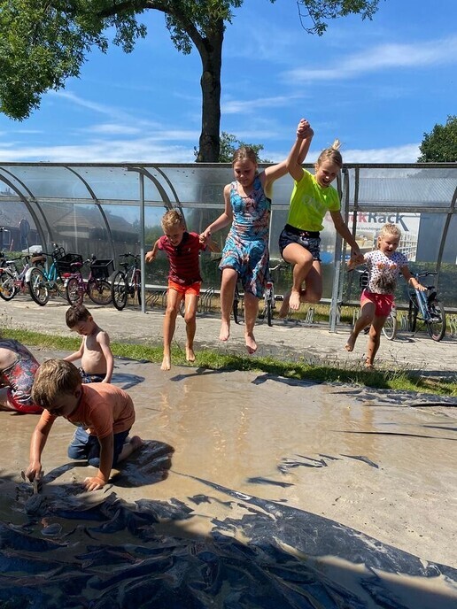 CDS Het Kompas druk met voorbereidingen nationale modderdag - Foto: Ingezonden foto