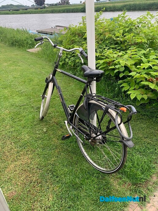 Opengebroken fiets - Foto: Ingezonden foto