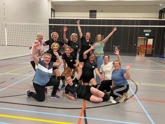 Flash recreanten dames voor 4de keer kampioen - Foto: Ingezonden foto