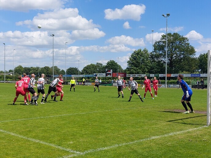 USV verliest van SVV ’04 en blijft 4e klasser - Foto: Ingezonden foto