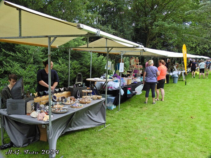 Zomer braderie de Barones