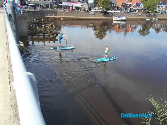 Zomerse dag vanaf de brug