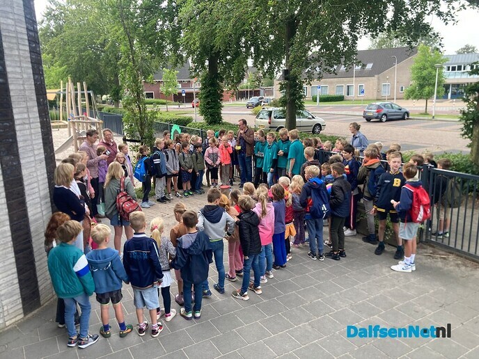 Onthulling krijtborden CBS de Spiegel - Foto: Ingezonden foto