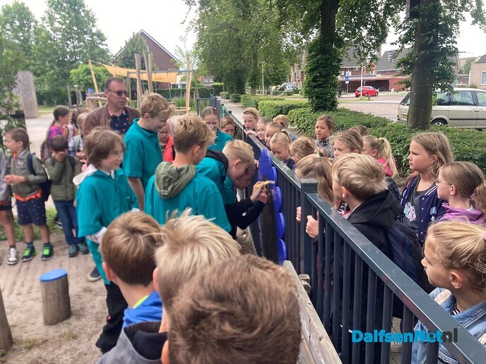 Onthulling krijtborden CBS de Spiegel - Foto: Ingezonden foto