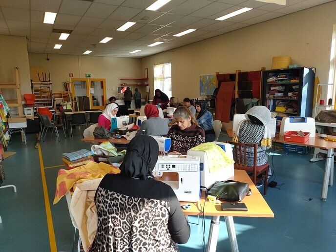 Naaiatelier Samsam verkoopt in de molen - Foto: Ingezonden foto