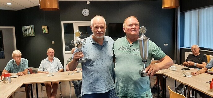 Winnaars biljartcompetitie SWOL - Foto: Ingezonden foto