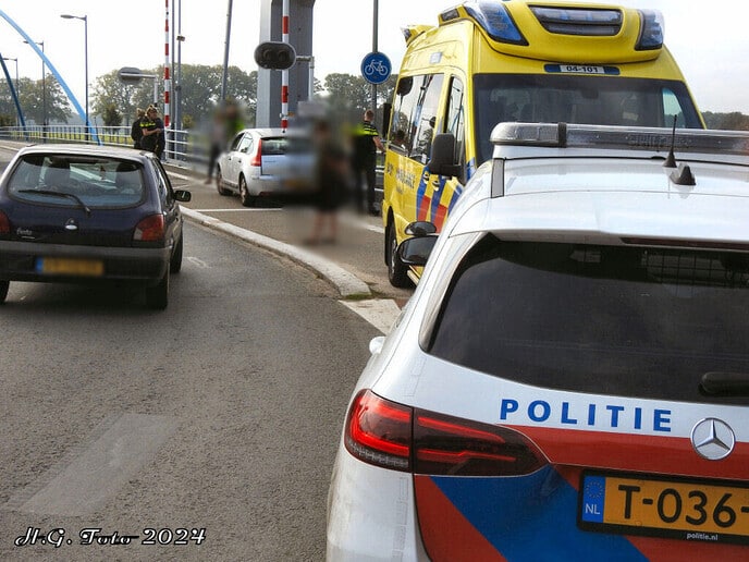 Automobiliste het spoor bijster op de Vechtbrug