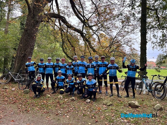 Toerclub Dalfsen al gravelend door de Achterhoek - Foto: Ingezonden foto