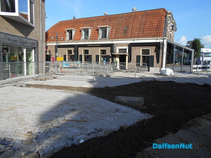 Het laatste stukje Prinsenstraat en bij de brug