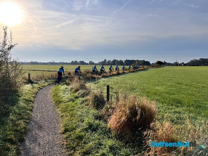 Toerclub Dalfsen al gravelend door de Achterhoek - Foto: Ingezonden foto