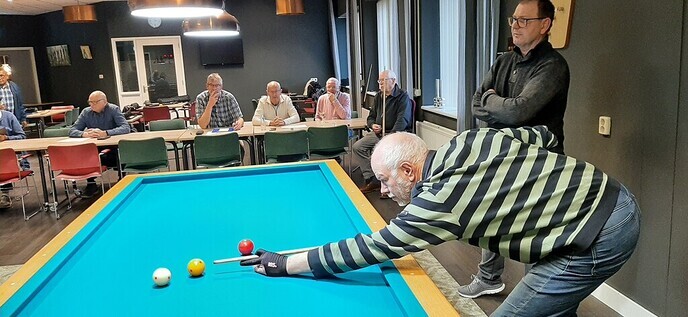 Biljarters SWOL winnen nu wel van DKB-Nijverdal - Foto: Ingezonden foto