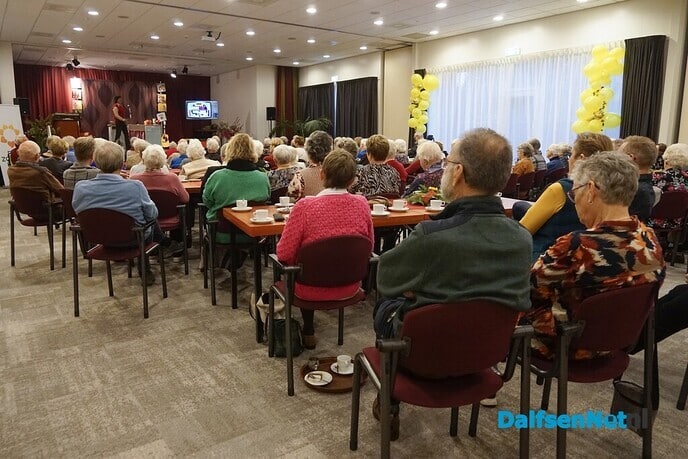 De Zonnebloem afdeling Dalfsen vierde jubileumfeest - Foto: Paul Scholten