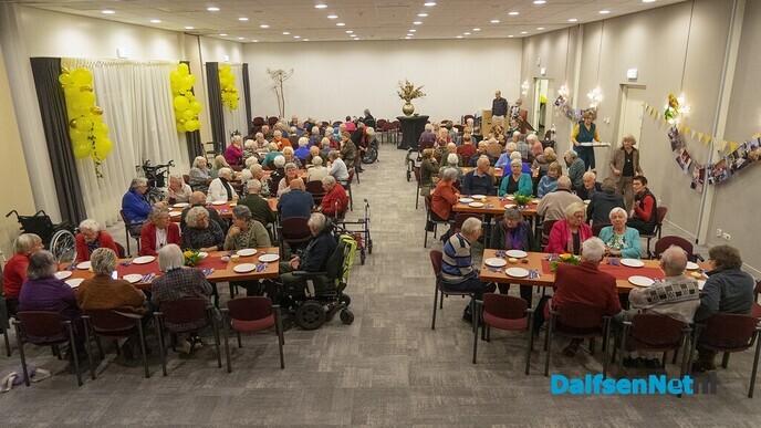 De Zonnebloem afdeling Dalfsen vierde jubileumfeest - Foto: Paul Scholten