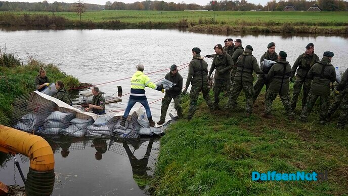 Grote oefening van Waterschap en Defensie bij Vechterweerd - Foto: Paul Scholten