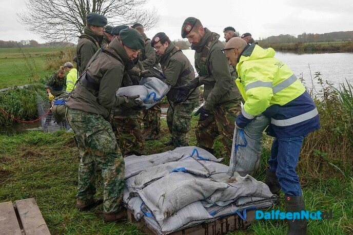 Grote oefening van Waterschap en Defensie bij Vechterweerd - Foto: Paul Scholten
