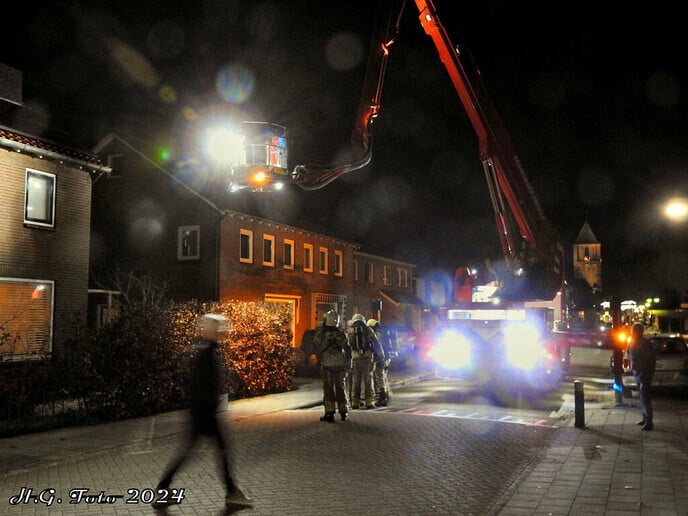 Schoorsteenbrand in de Wilhelminastraat.