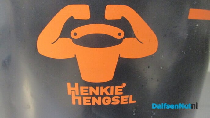 Is dit de gouden emmer van Heino?