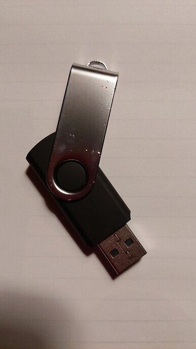 Gevonden usb stick in Nieuwleusen - Foto: Ingezonden foto