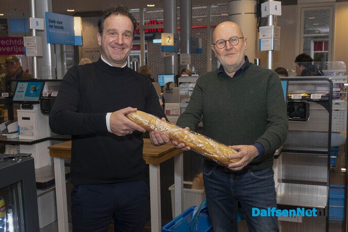 Nieuwe eigenaren voor Albert Heijn Dalfsen - Foto: Paul Scholten