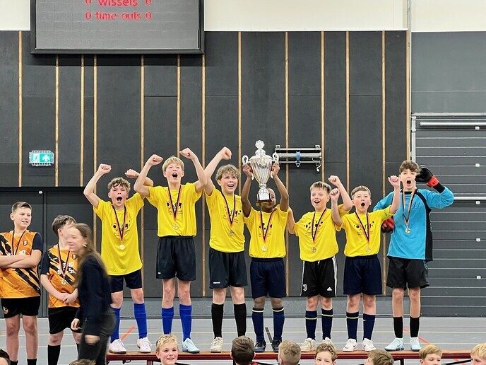 NIZATO zaalvoetbaltoernooi - Foto: Ingezonden foto